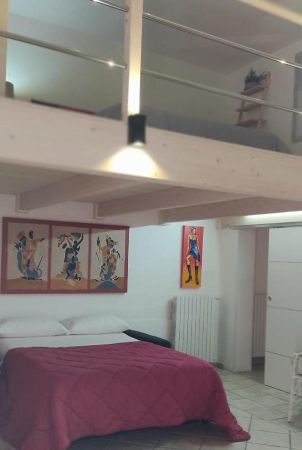 Casa Graziella Apartment Бриндизи Екстериор снимка
